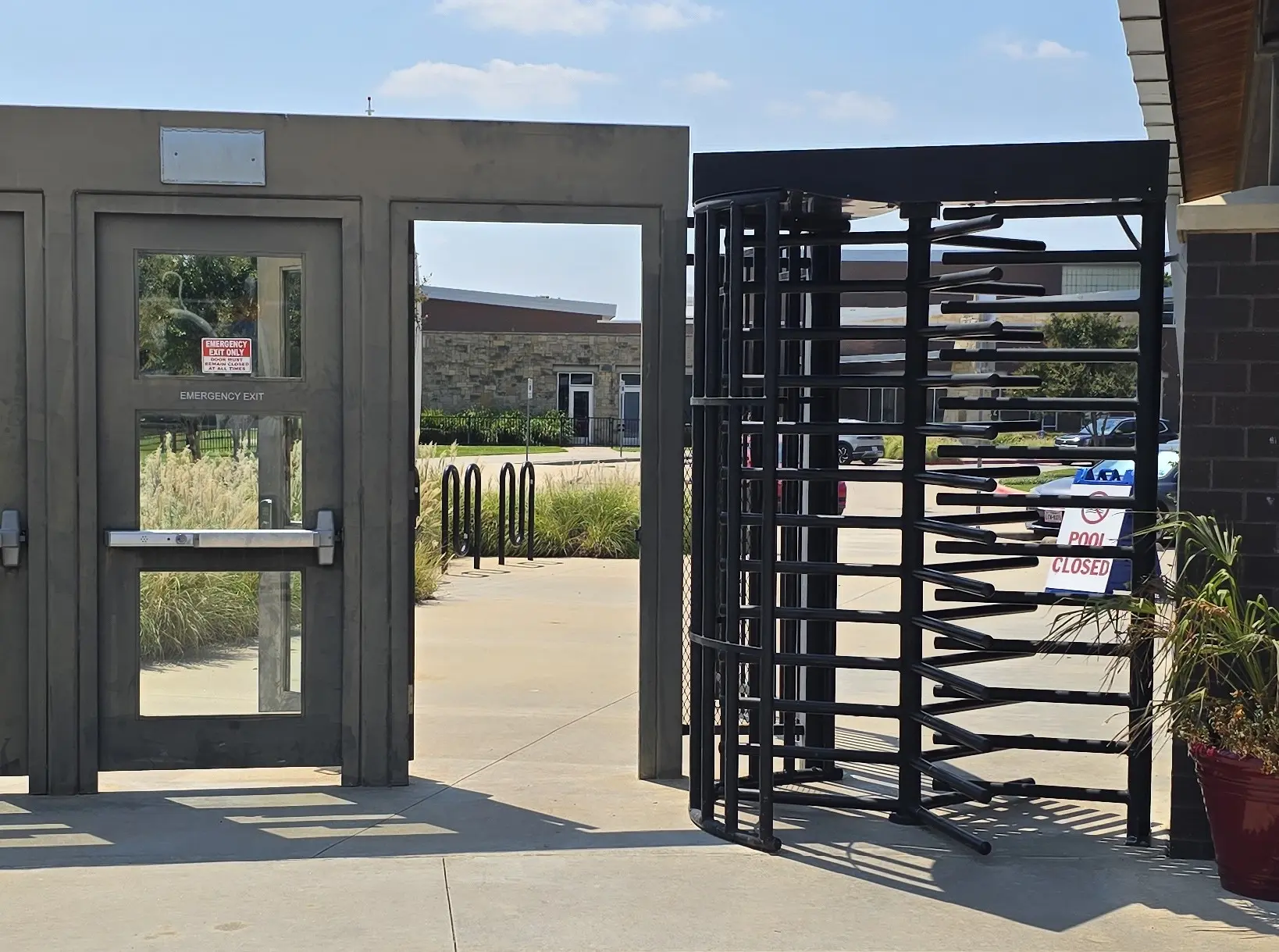 Commercial turnstile gate for pedestrian access control