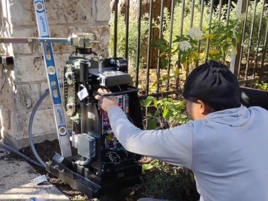 Automatic gate repair professionals in Farmers Branch