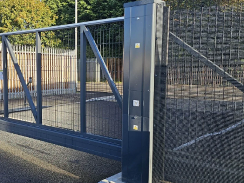 Automatic vs Manual Security Gates at a Carrollton home entrance