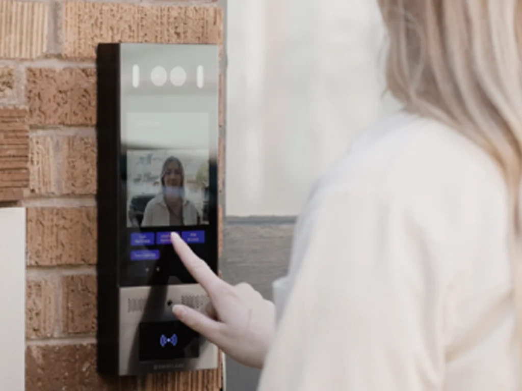 Best Intercom Solutions for Gated Communities in Houston for secure visitor access