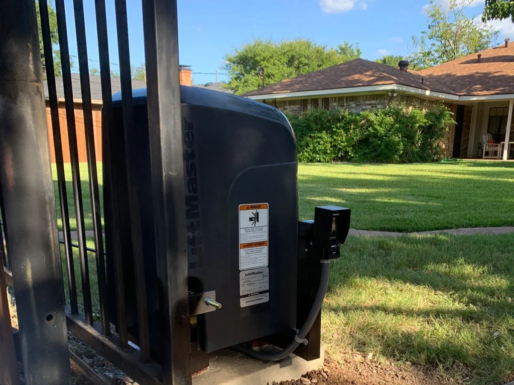 Electric iron gate installation in Richardson TX by Everlast Gates & Fence
