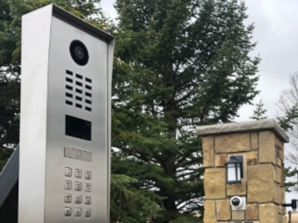 Call Entry Gate Maintenance service in Dallas property