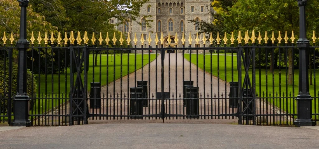 Professional Custom Gate Installation by Everlast Gates & Fence in Garland TX