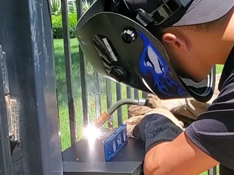 Dallas Welding Gate Installation by Everlast Gates & Fence