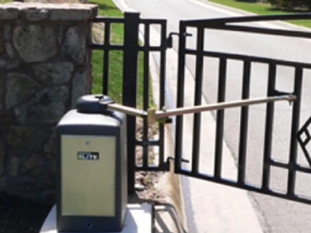 Electric Gates Dallas Driveways with a modern automatic gate at a secure home entrance