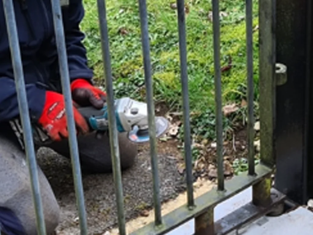gate repair cost in Garland TX for a sliding gate service visit