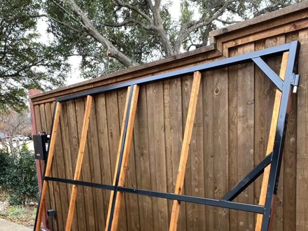 Custom wood gate by Everlast Gates & Fence installed at a luxury home in Wylie, TX