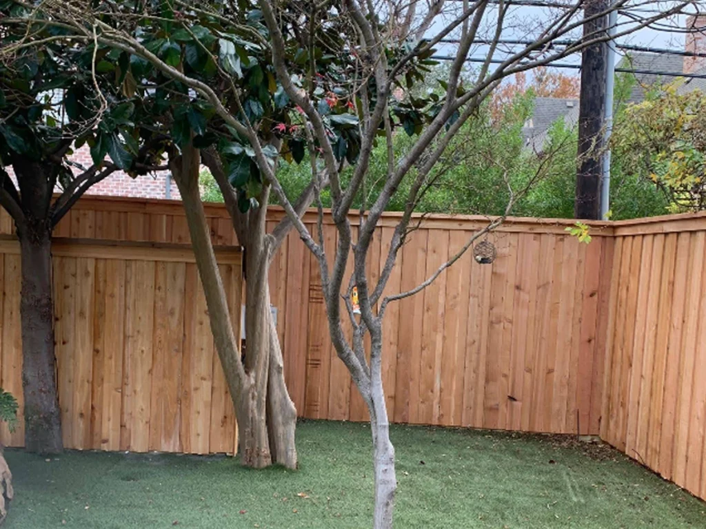 New Wood Fence Installation in Carrollton TX by Everlast Gates & Fence