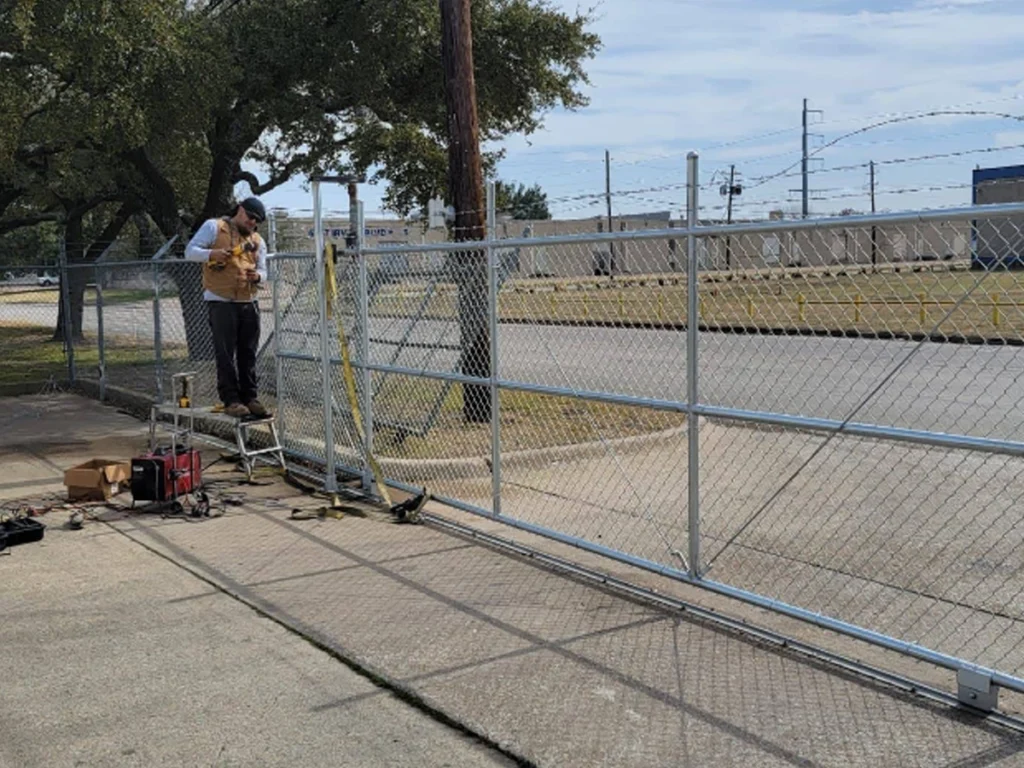 Preventative gate Repair Plano businesses Everlast Gates & Fence