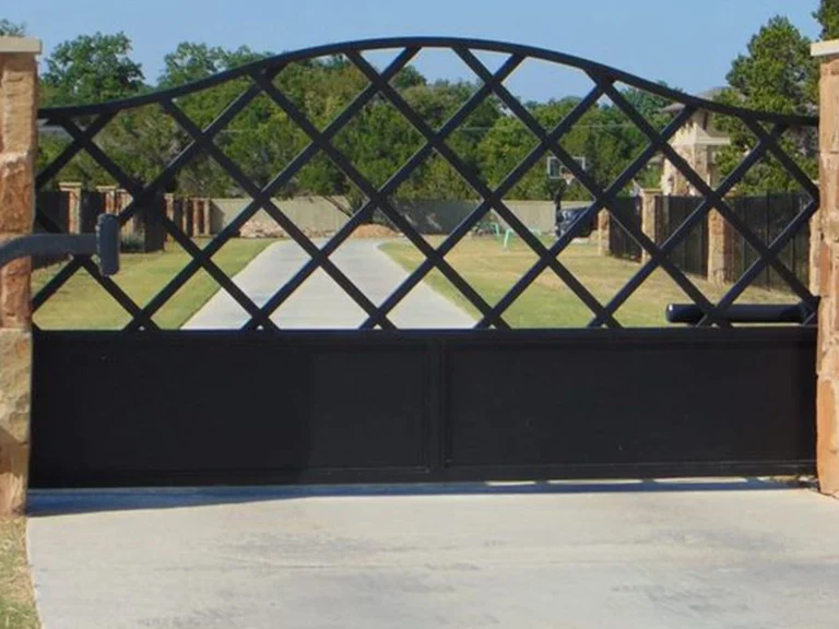 Sliding Gates Installation in San Antonio by Everlast Gates & Fence
