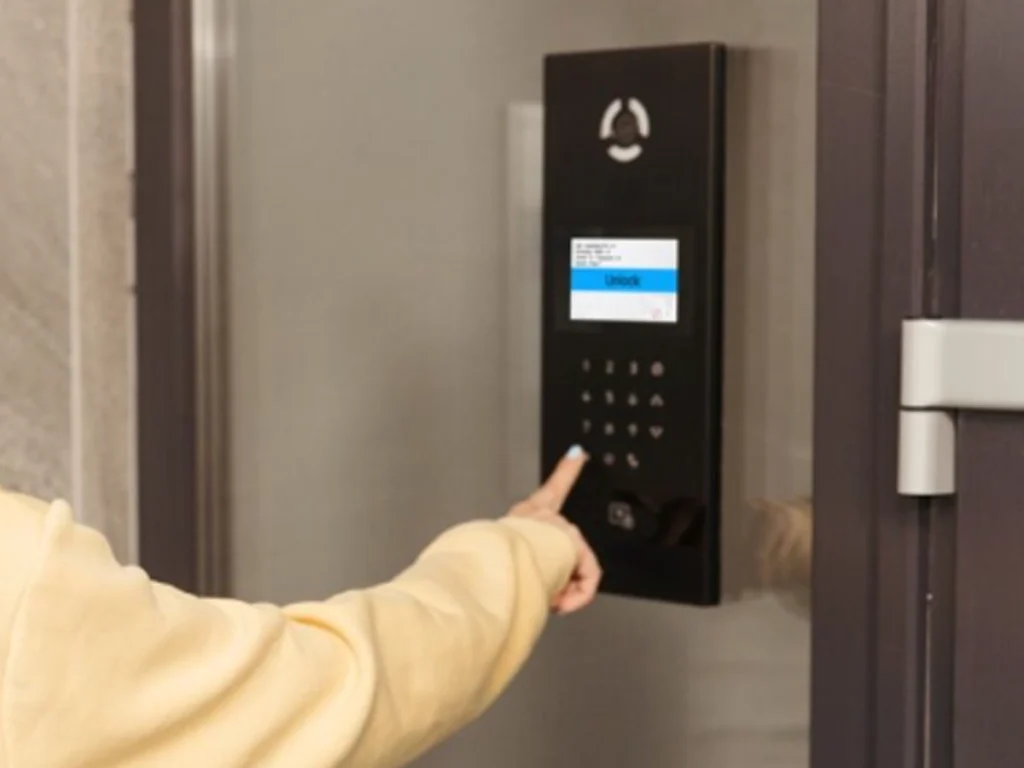 Reliable Intercom Systems for Large Houston Estates with gated Houston driveway entry