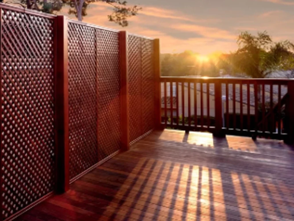 San Antonio wood fence privacy designs for a private backyard