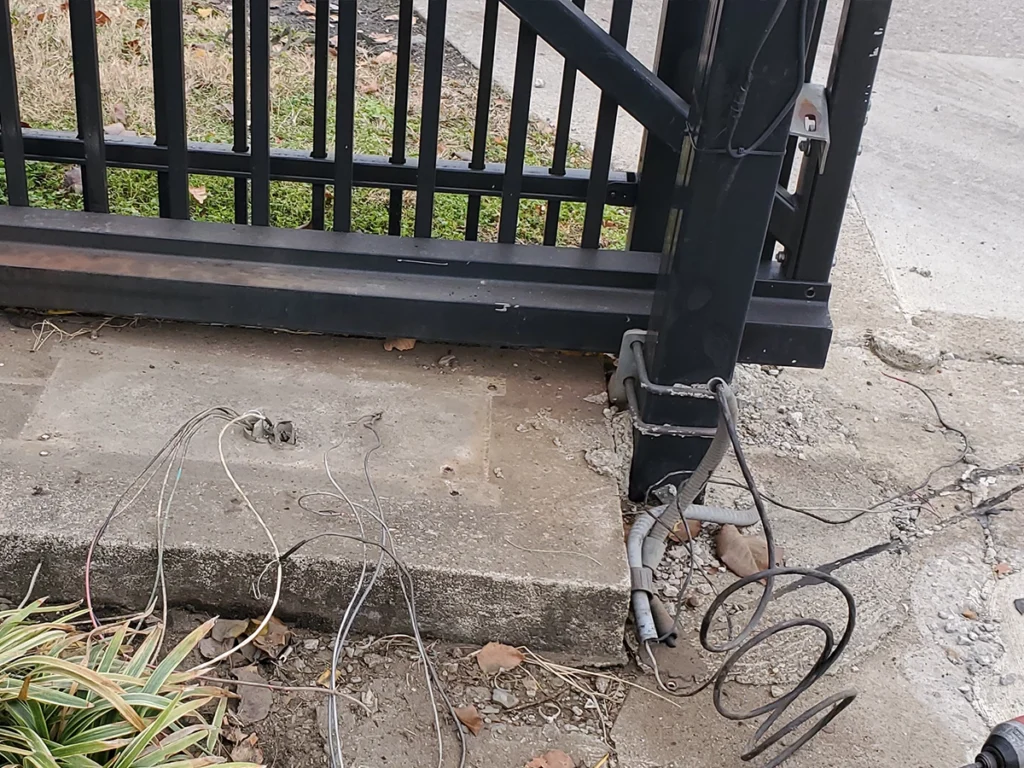 Sliding gate repair and maintenance service in Southlake TX by Everlast Gates & Fence