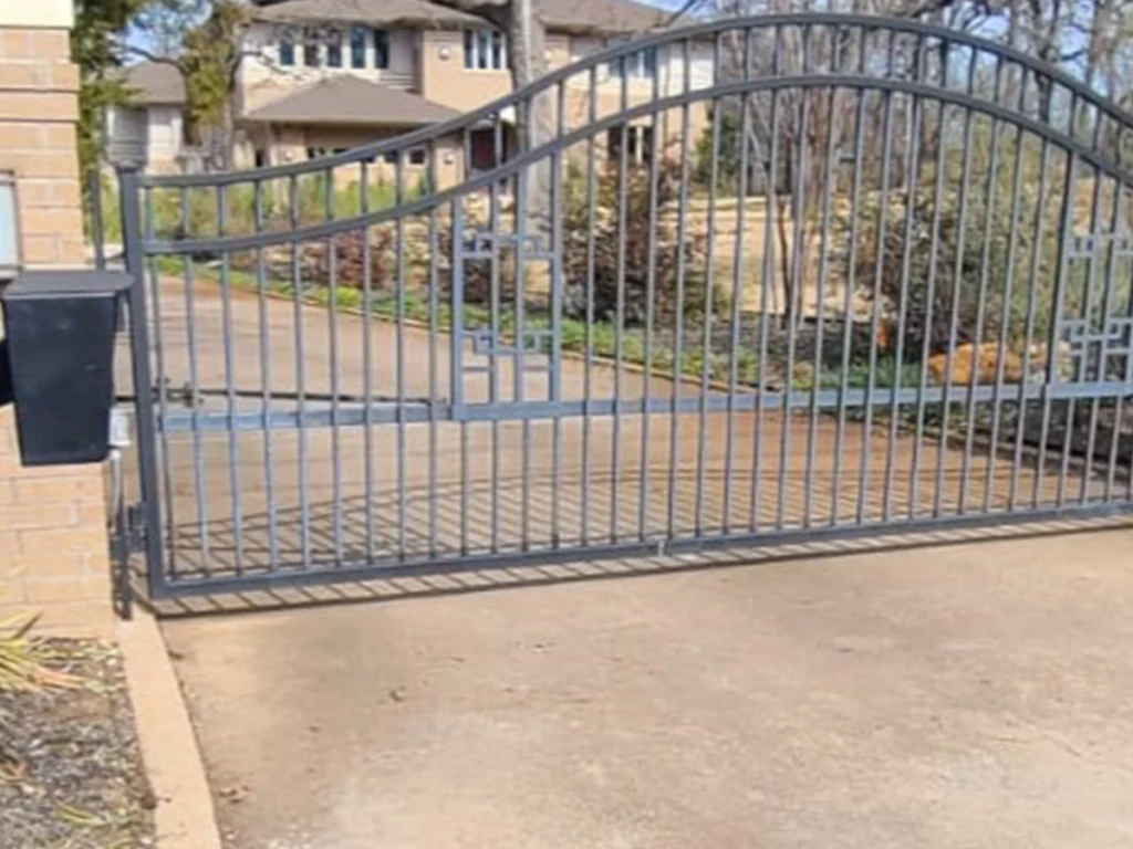 Modern commercial gate access control systems for Southlake businesses