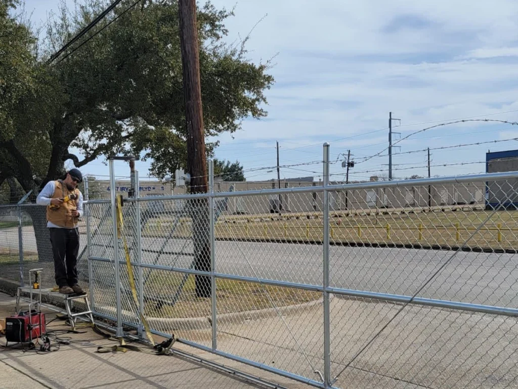 2025 Commercial Gate Trends for Houston Businesses