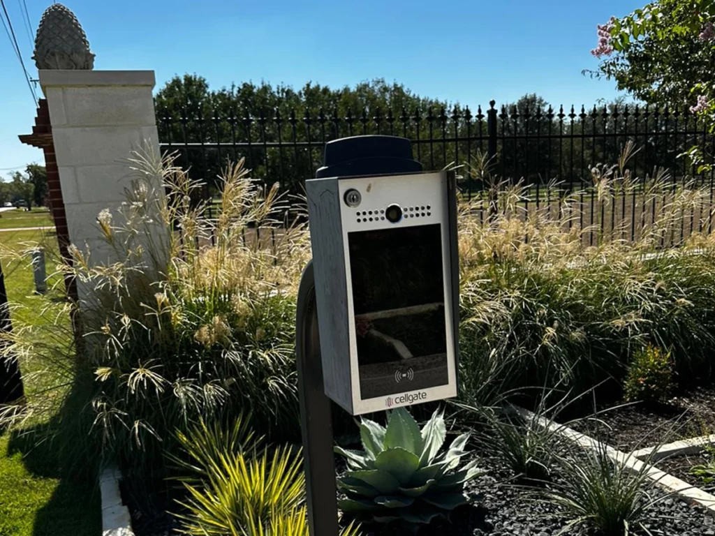 Gate access control system enhancing home security