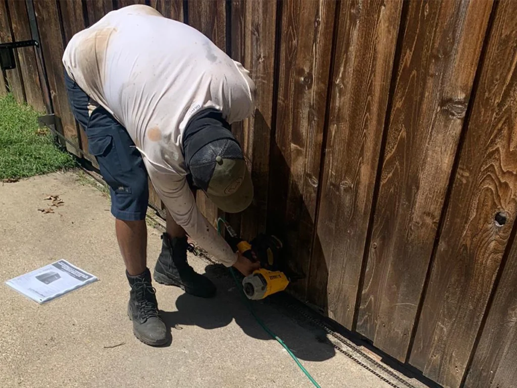 Frame Rails Installed on Privacy Fence in Fort Worth